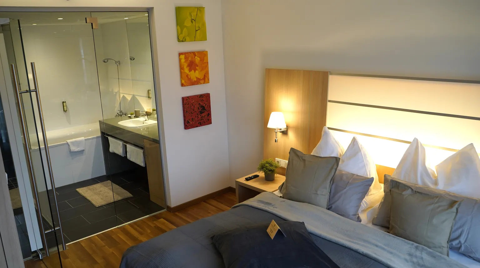 Rooftop Suit - Schlafzimmer